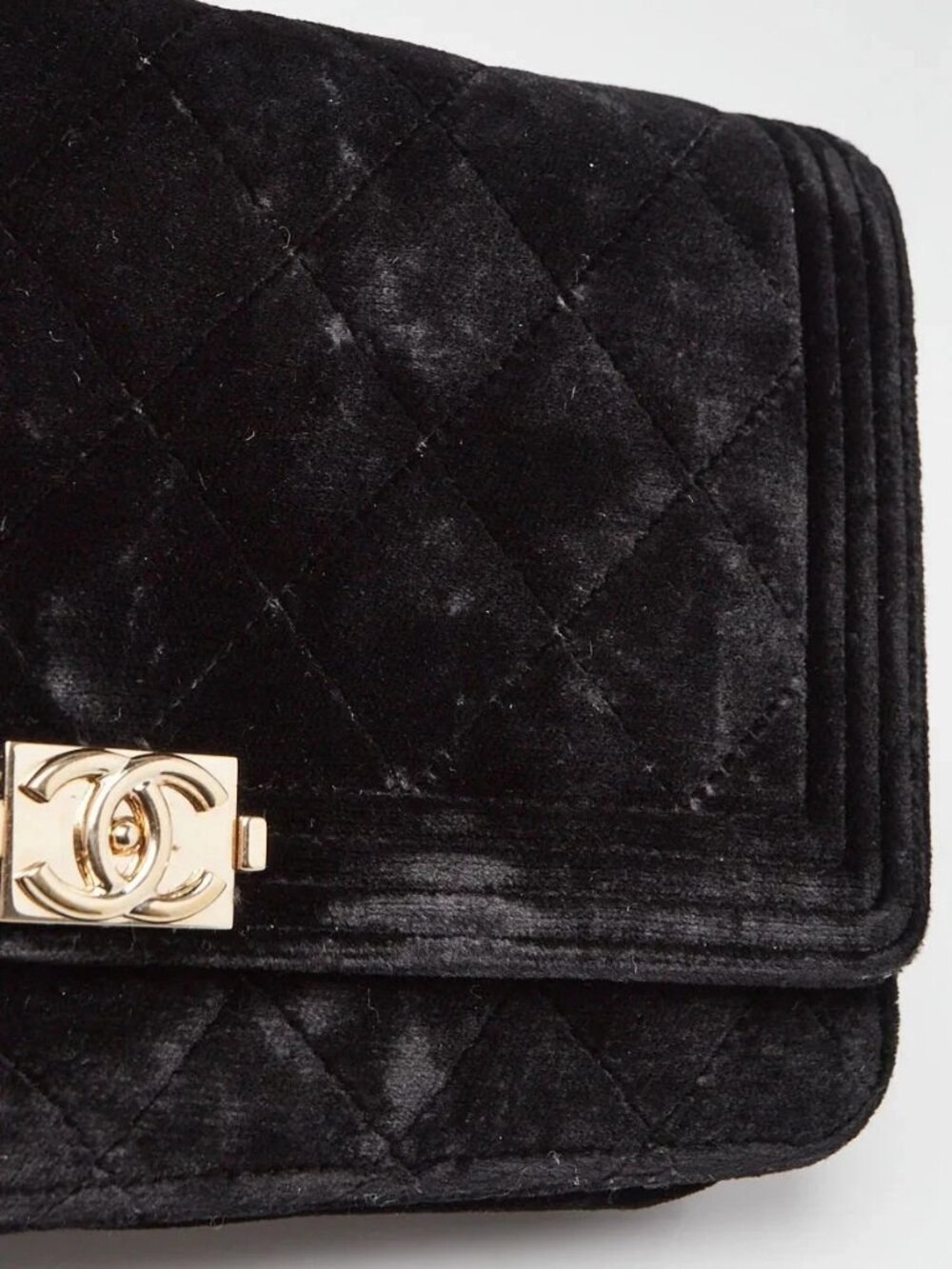 Chanel Black Quilted Velvet Boy WOC Clutch Bag - Picture 6 of 12